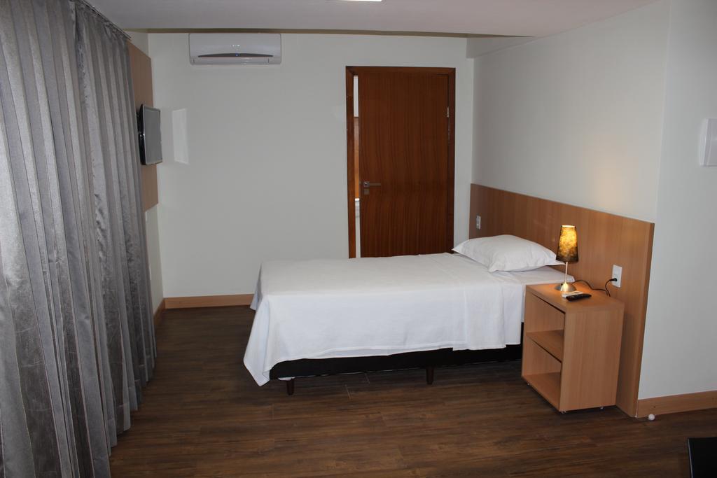 Vertentes Suites Hotel Консельейру-Лафаети Экстерьер фото